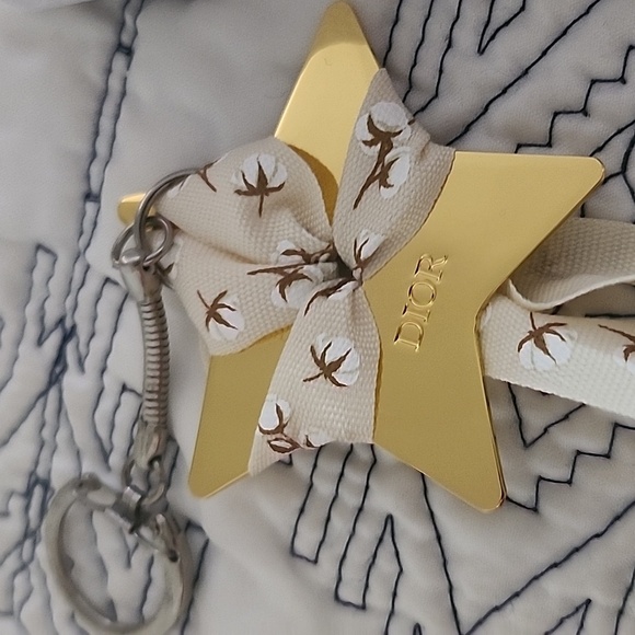 #12 Dior Star Keychain/ Bag charm - Picture 2 of 4